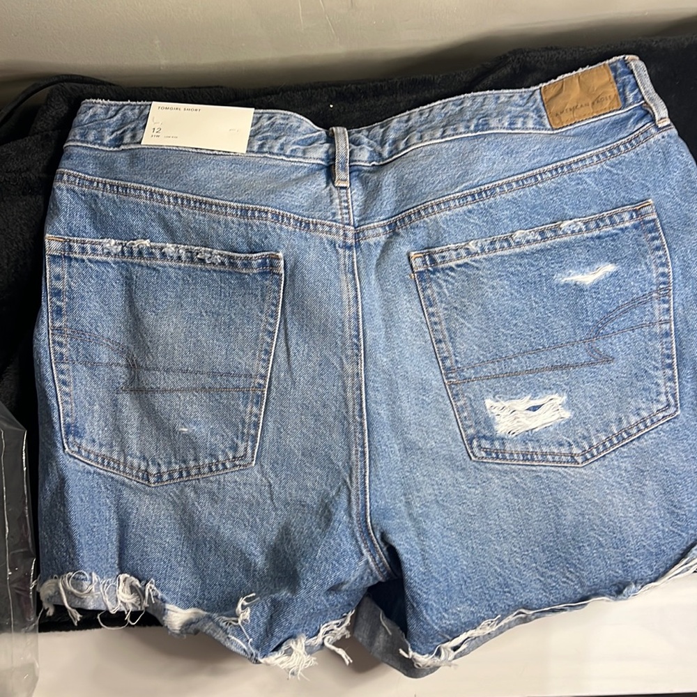 American Eagle Tomgirl short size 12